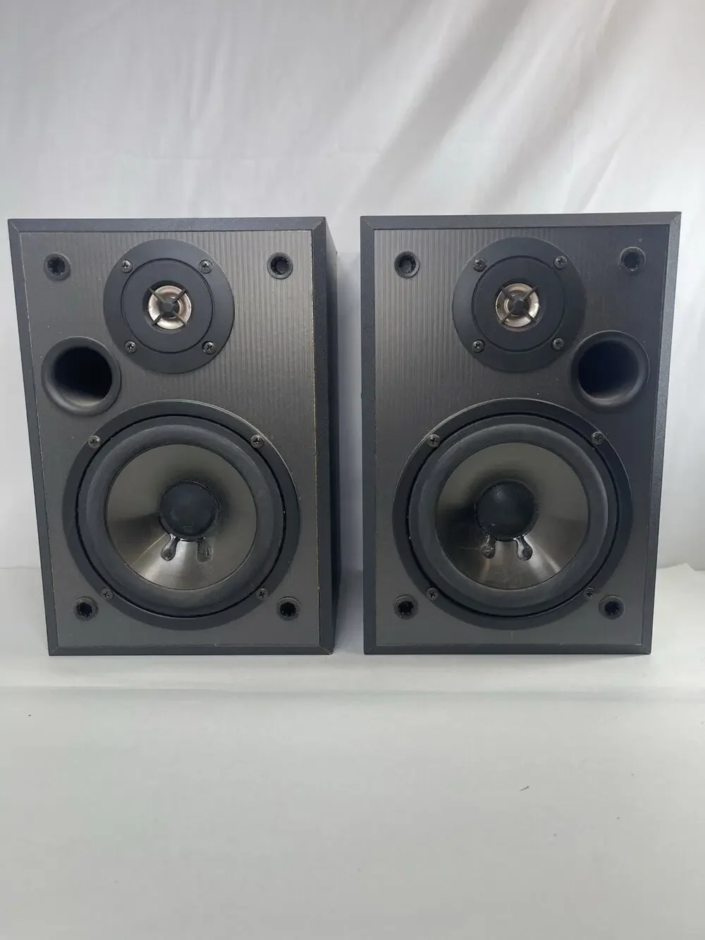 Sony SS-MB105 Bookshelf Speakers Pair 100W Magnetically Shielded 8 Ohm Tested